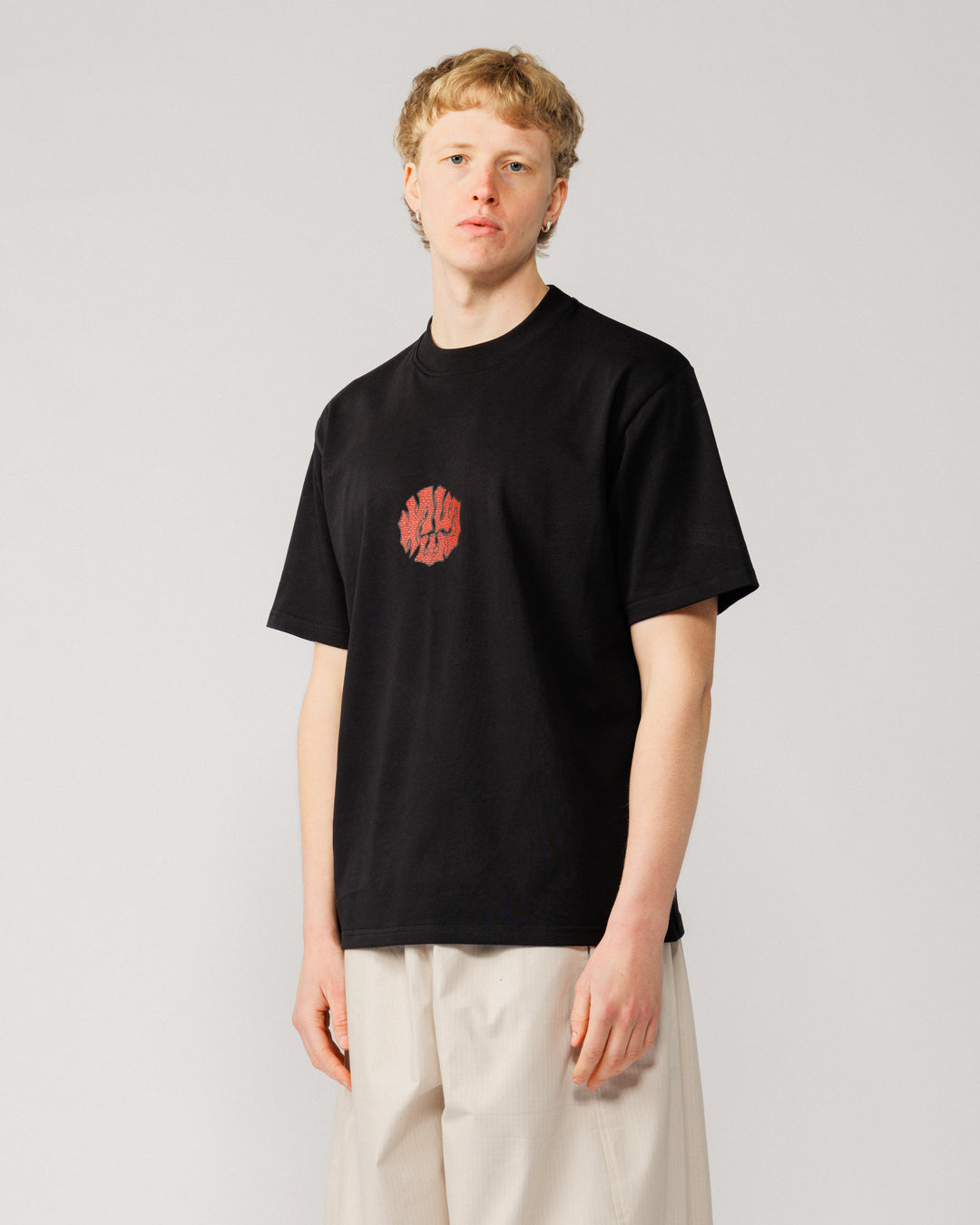 Grounded Logo T-Shirt - Black