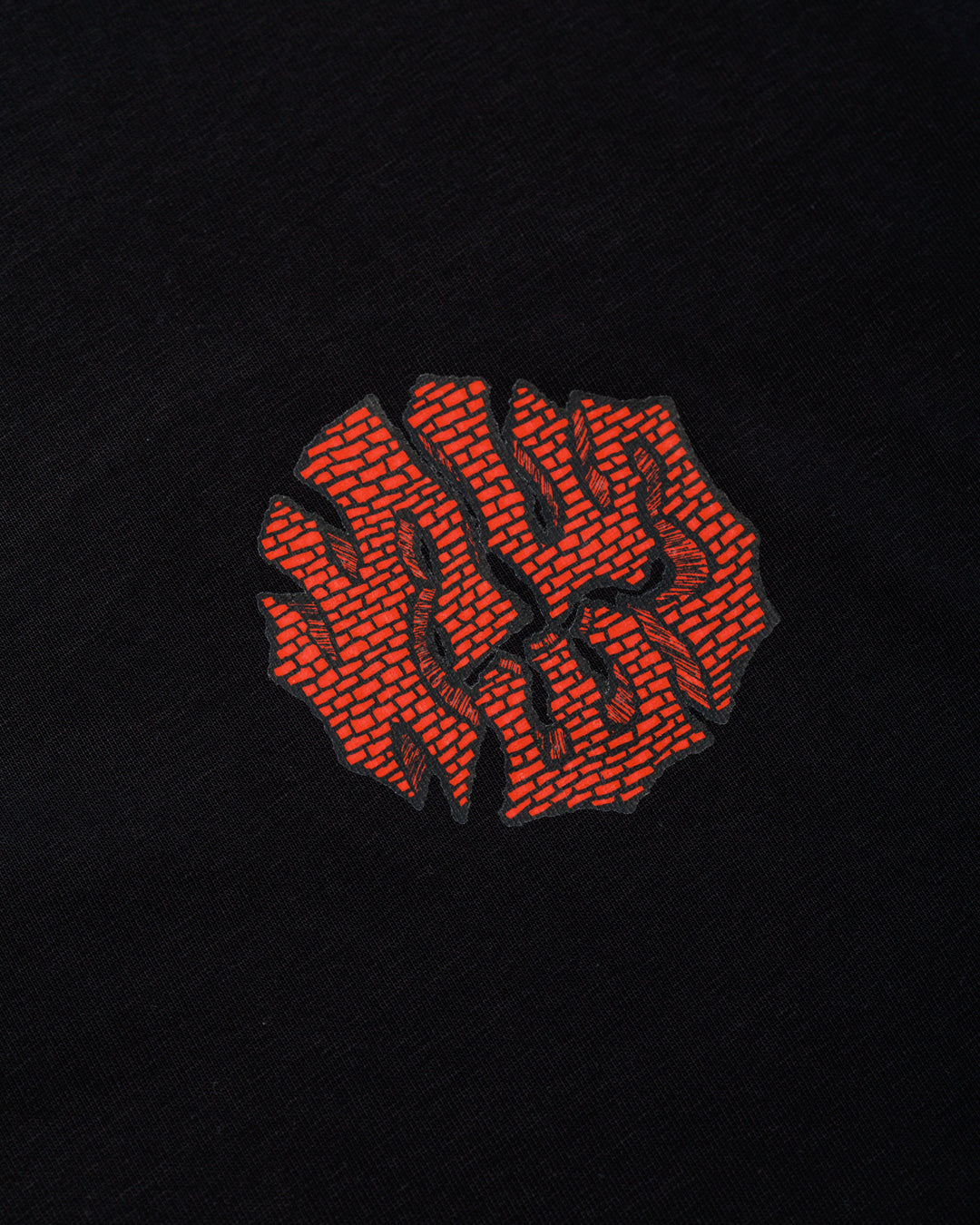 Grounded Logo T-Shirt - Black